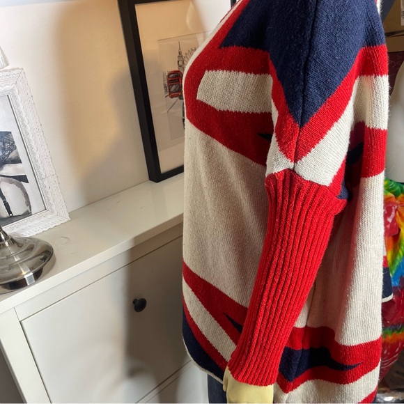 Love Spray Oversized V- Neck Pullover Sweater - Picture 5 of 7